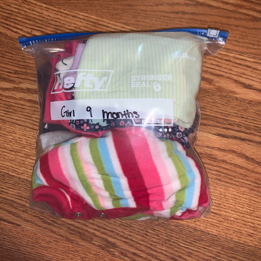 Baby Girl Clothes: 9 months